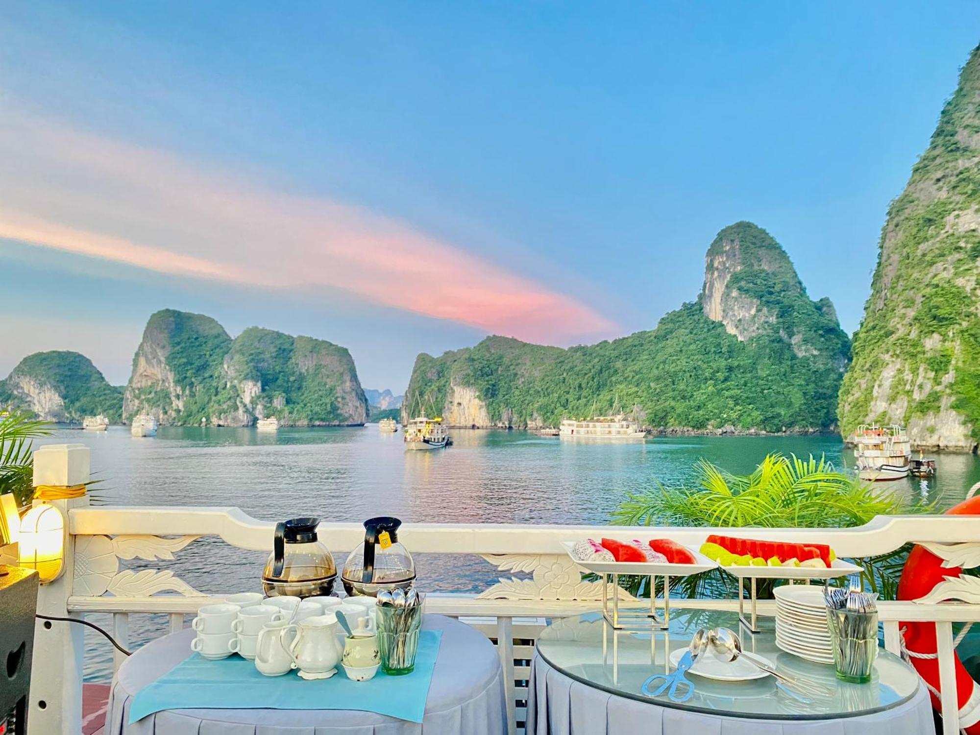 Hera Grand Luxury Cruise Ha Long Eksteriør bilde